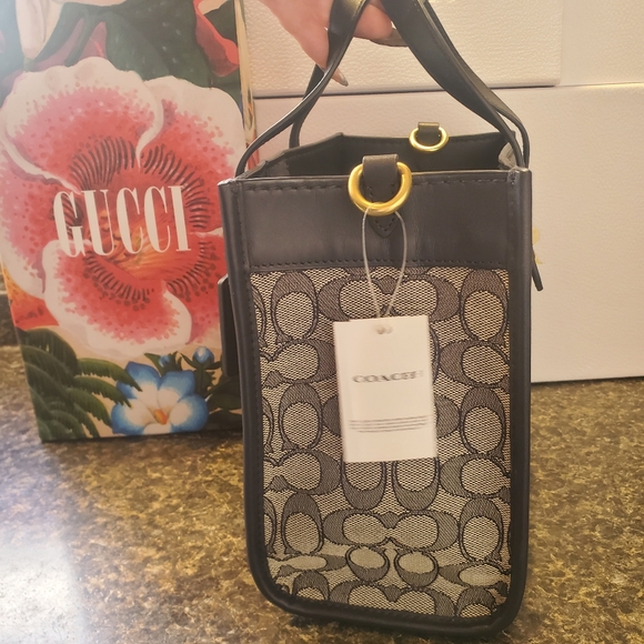 Coach RETAIL Jacquard Field Tote 22 in Navy - Picture 10 of 13